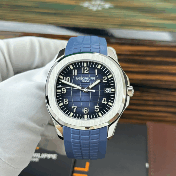 Patek Philippe Aquanaut 5168G Blue Dial Best Replica 42.2mm